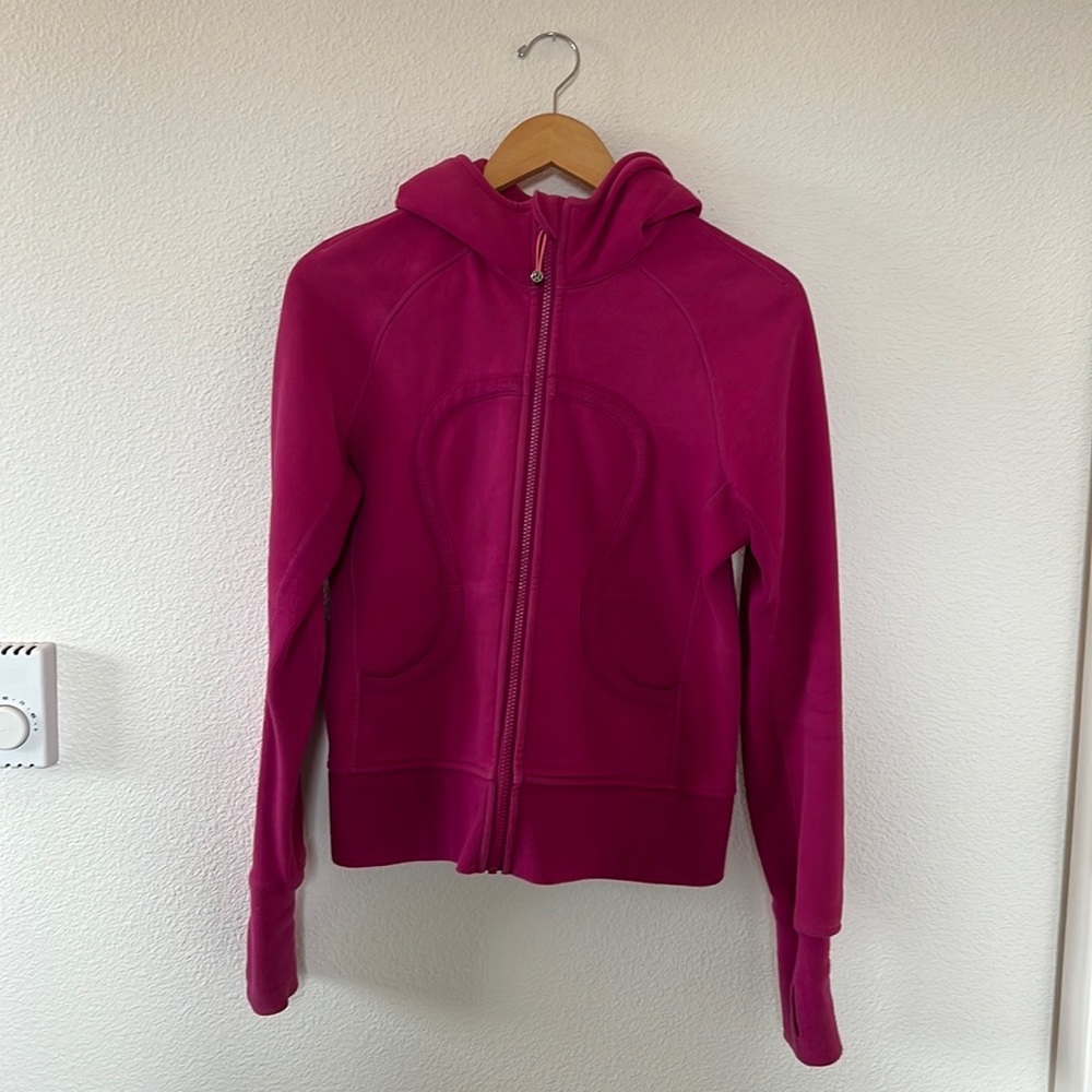 Lululemon scuba magenta hoodie